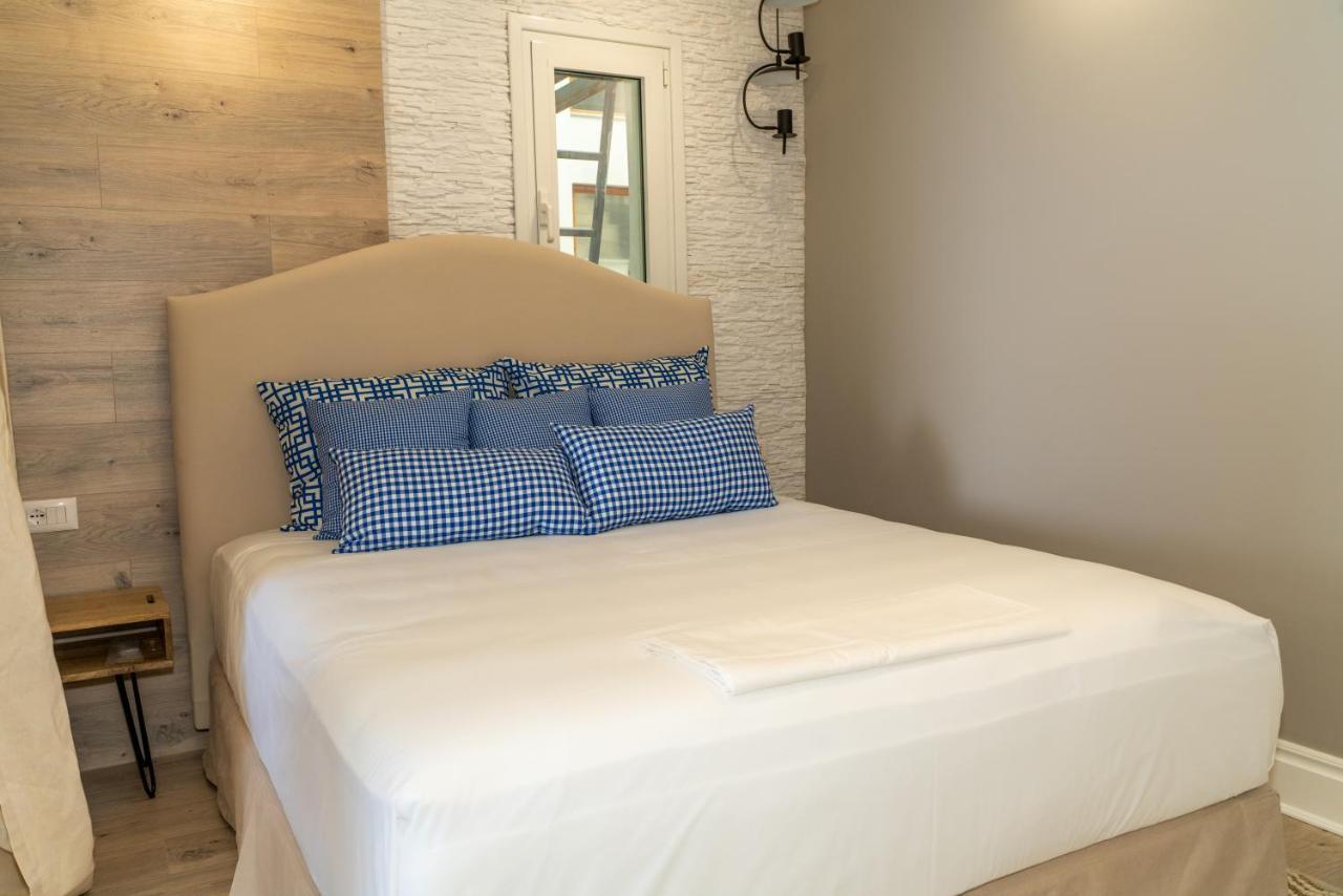 Limani Luxury Apartments Beachfront ซารานเดอ ภายนอก รูปภาพ